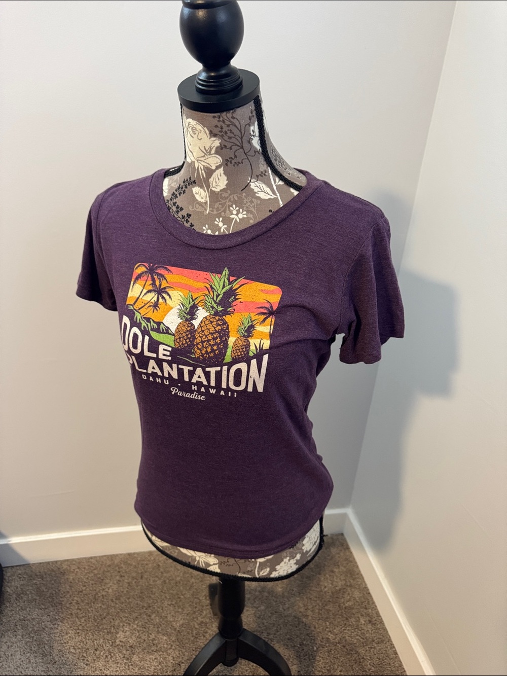 Purple Pineapple Graphic Tee - Plantation Paradise